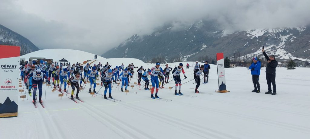Départ 1ère vague Samedi (classique) - Championnat de France Masters Bessans 2025